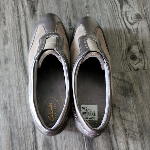 CLARKS Brown Suede Elastic Strap Oxfords Wedge Heel Walking Shoes Sneakers Sz 7 - Picture 6 of 7